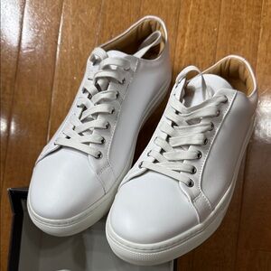 Sleek White Leather Thursday Boot Company brand Men's Size 9 Sneakers WORN ONCE